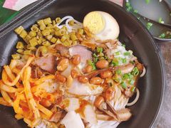 特色干捞米粉全家福-莫老爷·正宗桂林米粉(南油店)