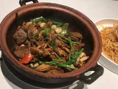 -八府香鸭·啫啫煲(华山路店)