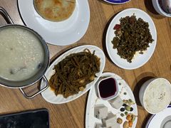-圣河湾虾饺美食(站前店)