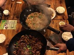 -富正毅三下锅·湘西韵味(天门山索道店)