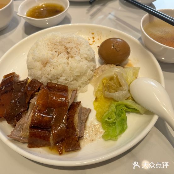 奁渖衢姨家芳烧腊