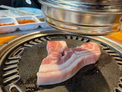 厚切五花肉-唯成•韩国炭火烤肉 유성고기