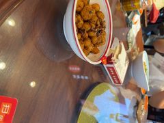 -川流不息·地道川菜·小龙虾(松东路店)