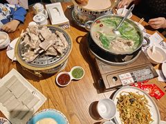 -蒙亨·手把肉·蒙古包文化主题餐厅(天恒广场店)