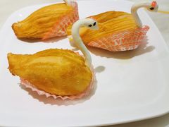 天鹅榴莲酥-稻香酒家·33年老字号·港式粤菜(富邦中心店)