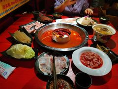-谭鸭血老火锅(万象九宜城店)