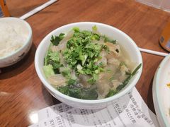 -犇逸·乐山跷脚牛肉·四川现炒(览海店)