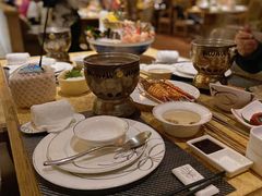 -雍和会海鲜姿造自助(湖东路店)