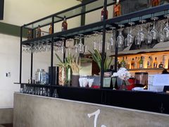 -喜洲吧·江畔老船厂·庭院餐厅(喜临院店)