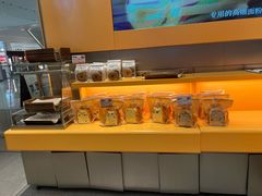 -UH祐禾(武汉武商MALL店)
