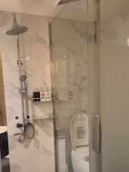 -香港倾城国际·美容美体中心