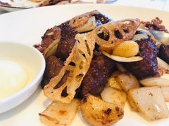 黑椒黄油蒜子牛仔粒-漢舍中国菜馆(889广场店)