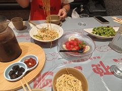 -肥肥虾庄·金牌油焖大虾(杨园滨江时代walk店)