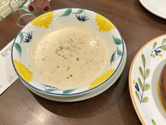 奶油蘑菇汤-萨莉亚意式餐厅(龙阳广场店)