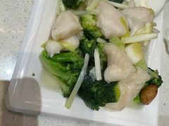 -香港新发烧腊茶餐厅(水围店)