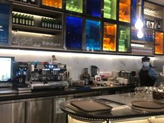 -港丽餐厅(高德置地店)