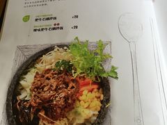 -秀伴韩式主题餐厅(泰龙城店)