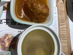 -老乡鸡(上海白玉兰广场店)