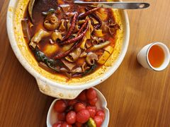 肥肠鸡爪砂锅-马头巷·食景园(苏州总店)