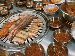 -馥二代韩式烤肉 2세대 불고기(喷水池店)