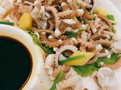 白灼八爪鱼-天桥饭店·特色海鲜(金山嘴渔村店)