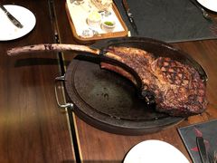 -恰餐厅及酒吧 CHAR Bar & Grill (北京丽都皇冠假日店)