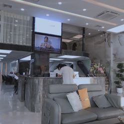 -苏奇发型·烫发染发