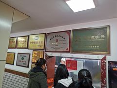 -建新园过桥米线(宝善街店)