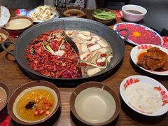 -萍姐火锅·公路夜市(武汉首店)