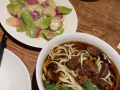 -清真吴记门钉肉饼·喜多利