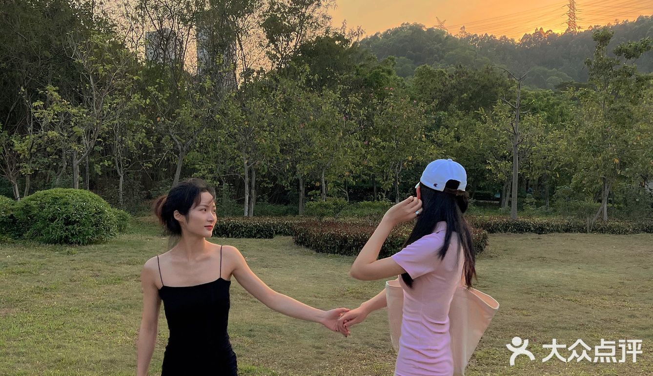 ☀️与我的辣妹小姐妹一起捕捉日落啦～[加油]