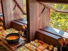 -银米·云南传统过桥米线(双廊黑金冠店)