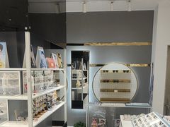 -沫芮眼镜·蔡司·依视路·尼康明月(环创店)