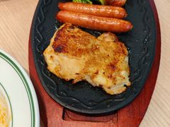 -必胜客(砂之船中东奥莱店)