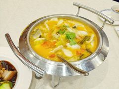 美味酸汤鱼-银都上海菜馆(粤海东路店)
