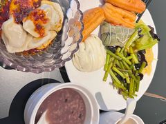 -涨巢·潮玩水疗局