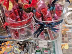 -VENCHI 闻绮(上海佛罗伦萨小镇店)