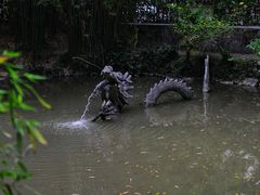 -汇龙潭