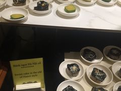 -河内西湖莲花自助餐厅