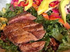 凯撒色拉配牛肉-Wagas沃歌斯(合生汇店)