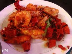 -樱花里音乐餐吧·牛扒椰子鸡(东圃店)