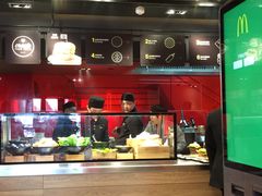 -麦当劳(新王府井店)