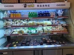 面包甜点陈列柜-超级泰·泰式麻辣烫(南京商厦店)