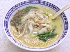 -明呈黄鱼面馆(斜土路店)