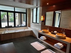 -海南清水湾莱佛士酒店