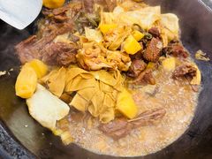 大雁锅-屯老二农家铁锅炖·行业领军者(梅江店)