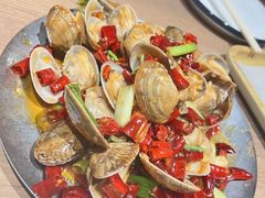 -街角等你.大连海鲜烧烤.经典铁板海鲜串(西安路店)
