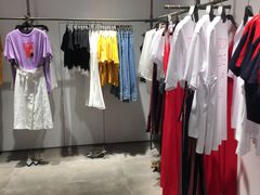 -URBAN REVIVO(荟聚中心店)