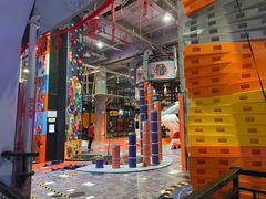 -嗨翻Hi-Fun竞技主题乐园·蹦床亲子生日轰趴(国光1937店)