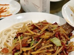 -汗腾格里·风味餐厅(新疆驻京办店)